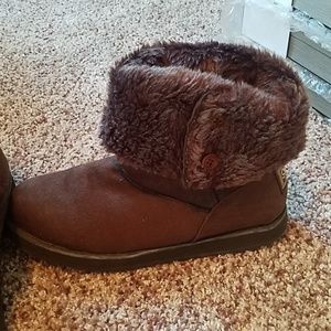 Skechers Shoes - Brown skechers boots Skechers Shoes - Brown skechers boots
